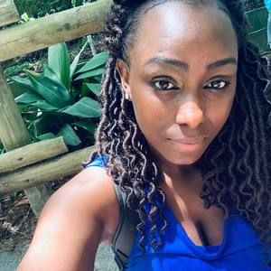 Meet your Posher, Kara